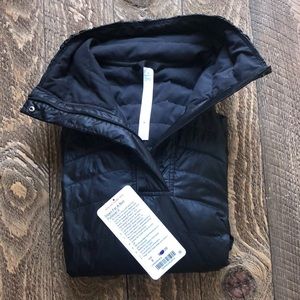 Lululemon down for a run II pullover